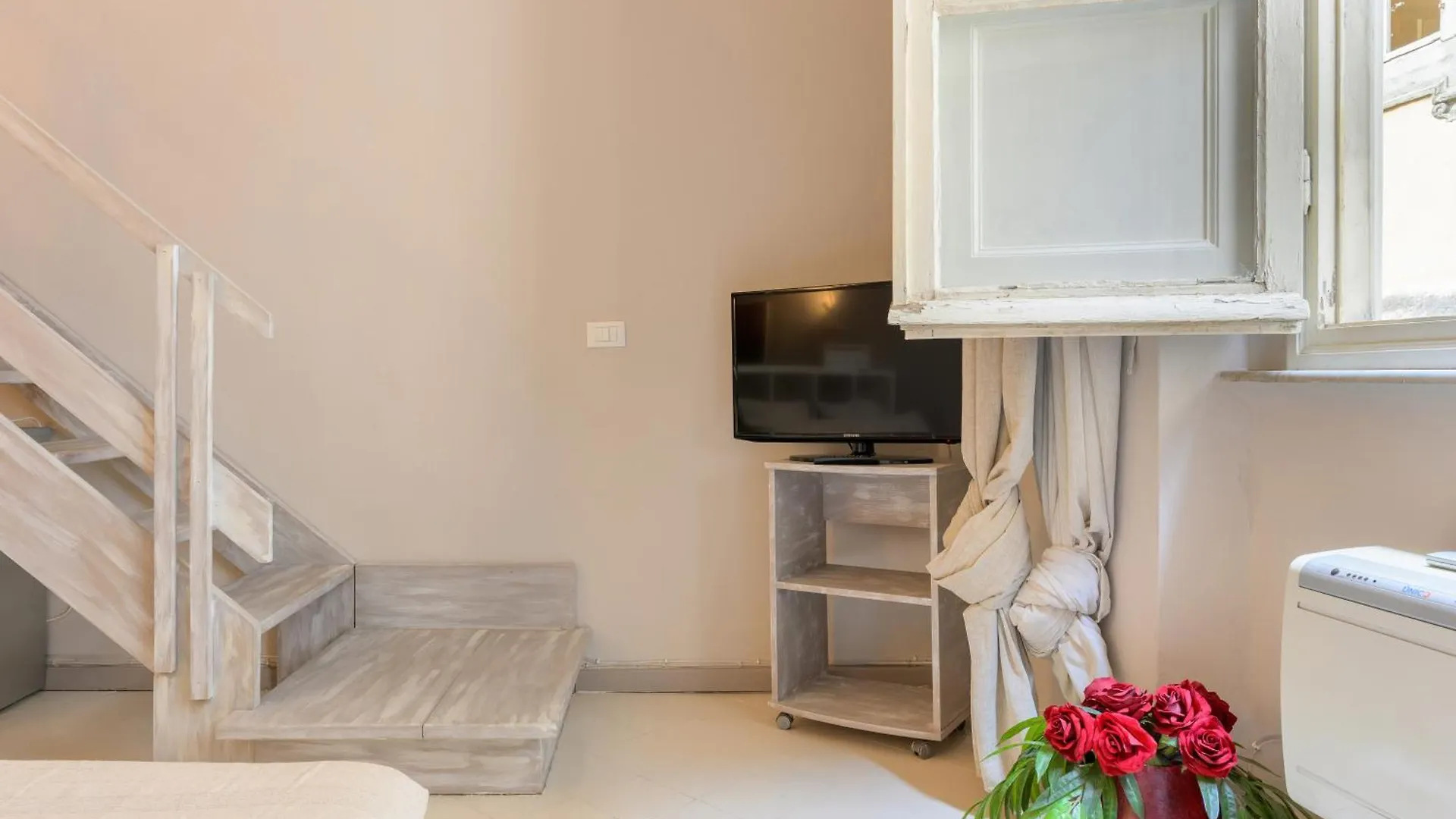 Anfiteatro Apartment In The Wall Of Lucca